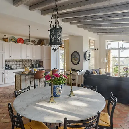 Casa Beachy *