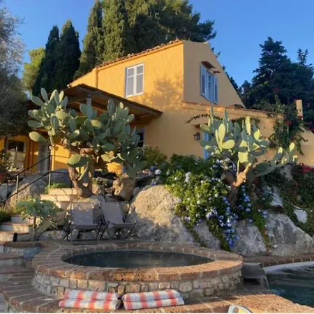 Casa Beachy Villa *